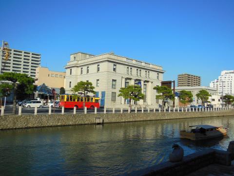 旧日本銀行の荘厳な建物にオープンした匠の館