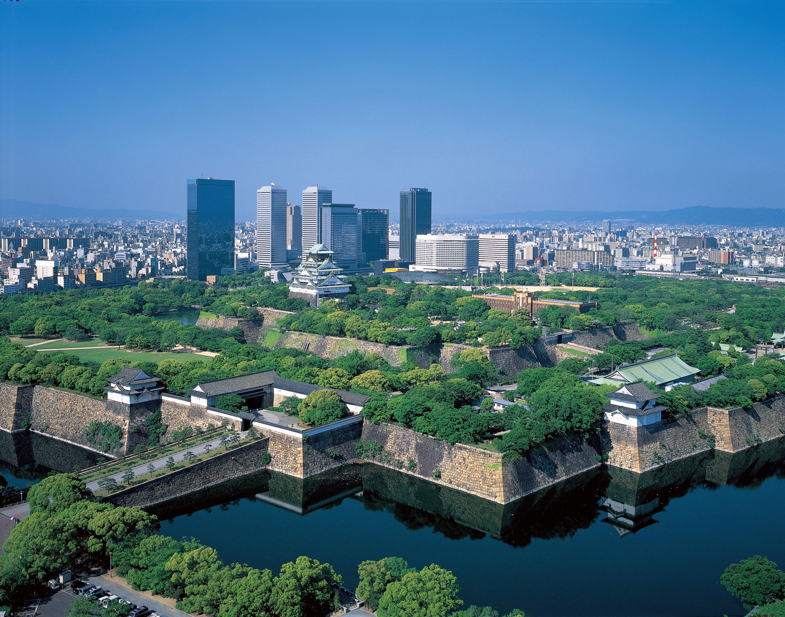 大阪城と大阪城公園